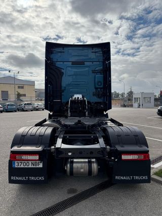 RENAULT T 480 HIGH CAB T4X2 E6 (TURBO COMP.) DEMO
