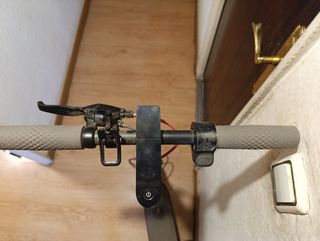 Patinete "eléctrico" Dyxtroy sin batería ni BMS
