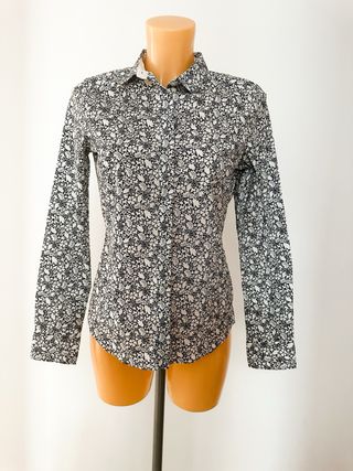 Camisa HM Estampada Blanco y Negro