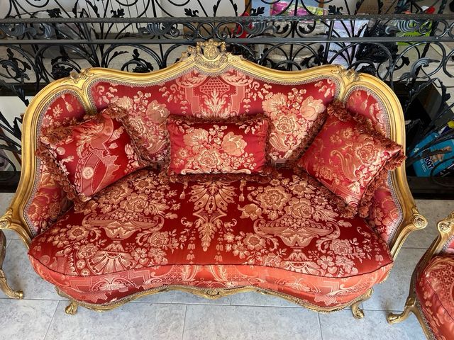 Conjunto de 3 sofás estilo Luis XV