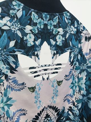 Chaqueta Adidas Floral Azul