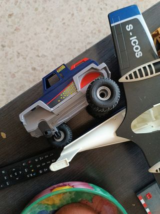 Lote Playmobil Policía: Avión, Coche y Accesorios
