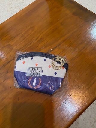 Cartera con llavero náutico
