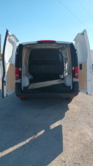 MERCEDES  VITO 2017 FURGON 8 M3