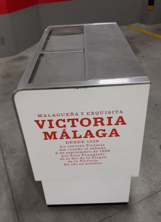NEVERA BOTELLERO MUY CUIDADO 2022/2023
