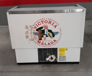 NEVERA BOTELLERO MUY CUIDADO 2022/2023