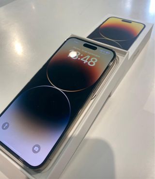 iPhone 14 Pro Max Gold Buen uso, sin desperfectos.