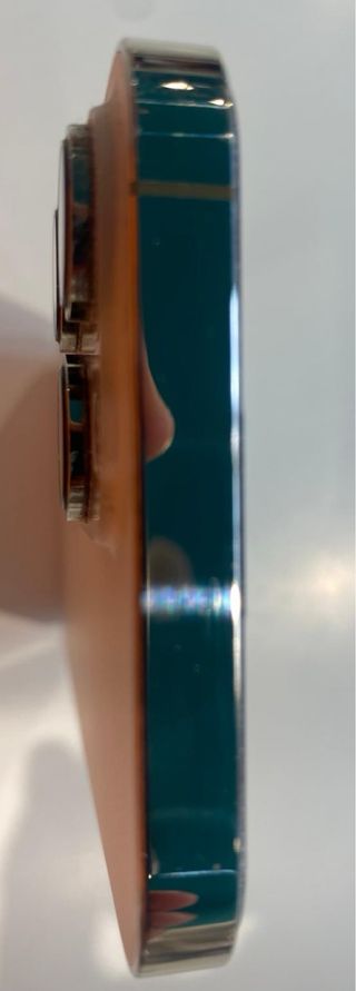iPhone 14 Pro Max Gold Buen uso, sin desperfectos.