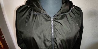 Chubasquero Primark Negro Talla M