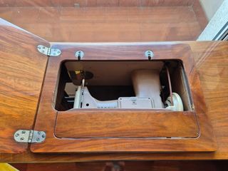 Máquina de Coser Antigua Singer