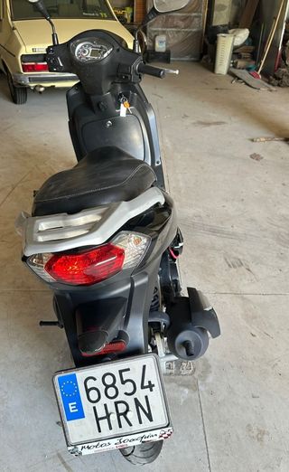 Peugeot Tweet 125