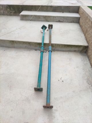 Puntal de obra pequeño