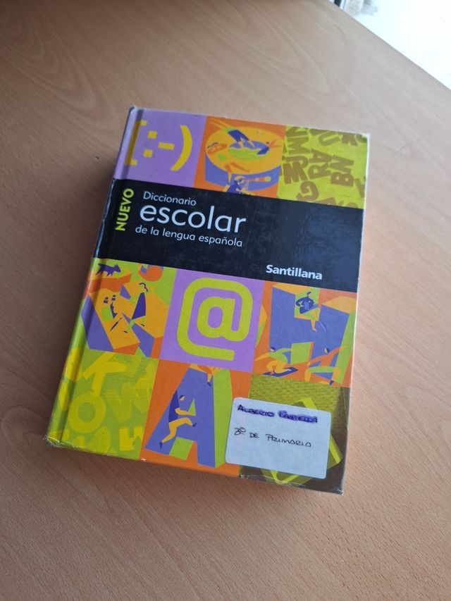 Nuevo diccionario escolar de la lengua español...