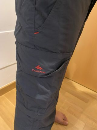 Ropa de montaña infantil azul y multicolor