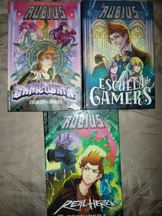 Vendo los 3 libros de Rubius: Escuela de gamers