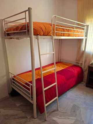 Letto a castello metallico bianco