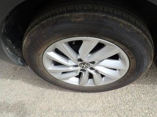 VOLKSWAGEN T-CROSS Advance 1.0 TSI 70kW (95CV)