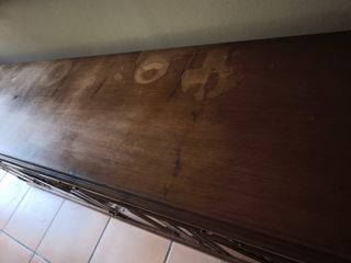 Aparador bajo de madera para restaurar