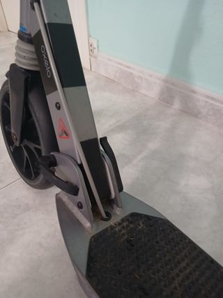 Patinete Oxelo con freno de mano.Town 7 200mm susp