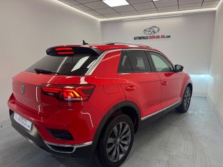 Volkswagen T-Roc 2.0 TDI SPORT 2021