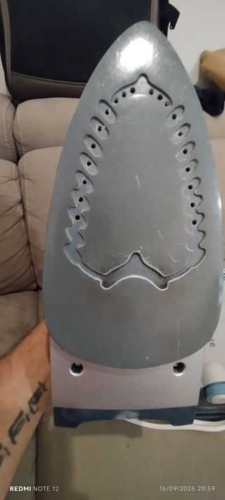Ferro da stiro con caldaia HKoenig