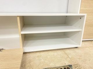 MUEBLE DE TELEVISION CON ESTANTERIA BLANCO CAMBRIA