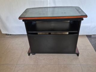 Mesa auxiliar TV con base giratoria