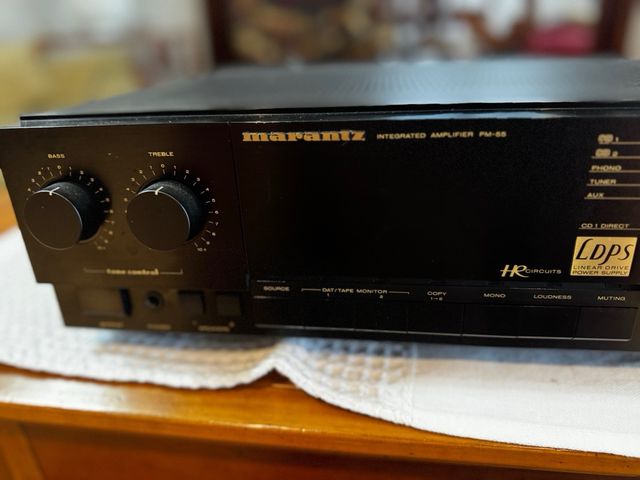 Amplificador Marantz PM-55 Negro