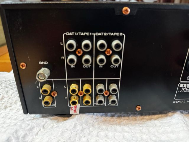 Amplificador Marantz PM-55 Negro