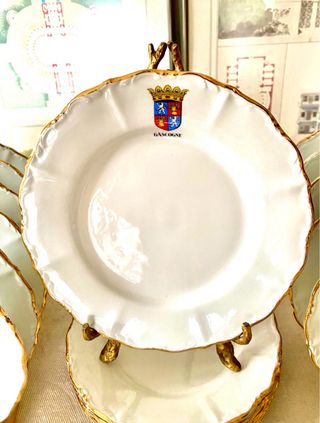 6  platos porcelana   Limoges escudos heráldicos