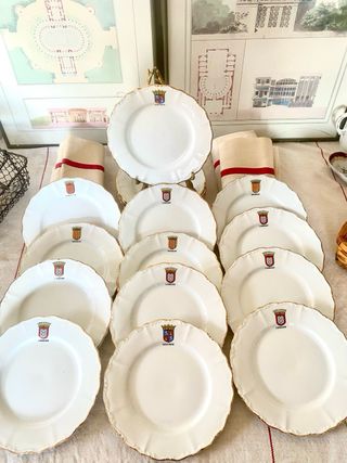 6  platos porcelana   Limoges escudos heráldicos