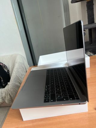 MacBook Air 13”(2018-2019)retina Como nuevo 