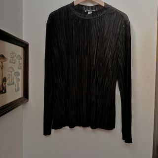 Camisa negra festiva plisada