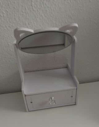 Mini tocador de madera con cajón