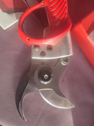 Tijera Eléctrica Felco 820