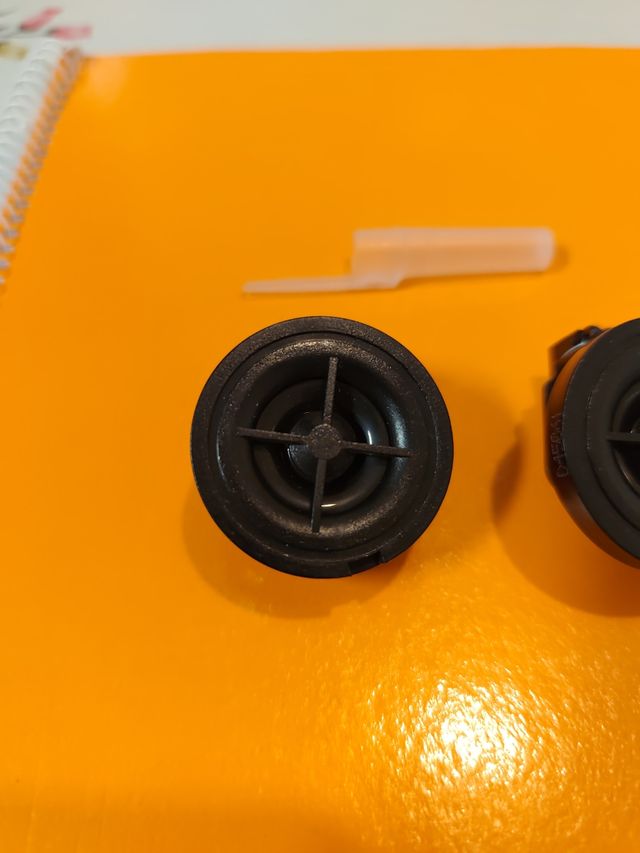 Altavoces Twiter Negros