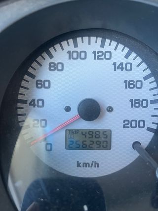 Mitsubishi Montero 2005