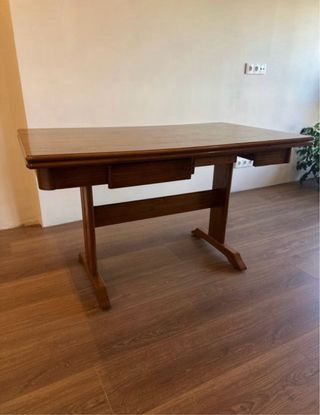 Mesa extensible de madera