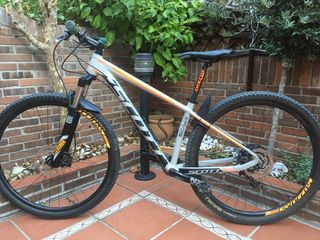 Bicicleta Scott Scale 29