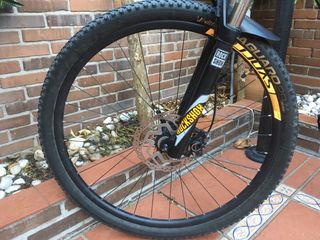 Bicicleta Scott Scale 29