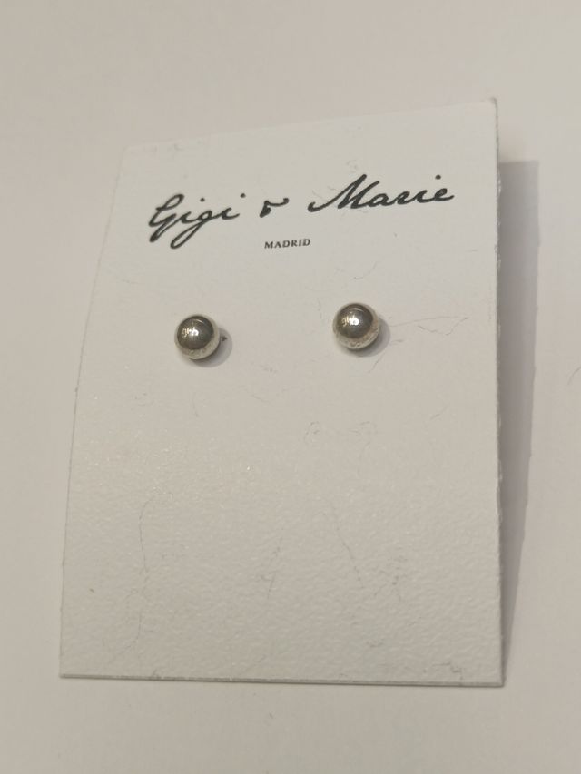 Pendientes forma bola Gigi & Marie Plata
