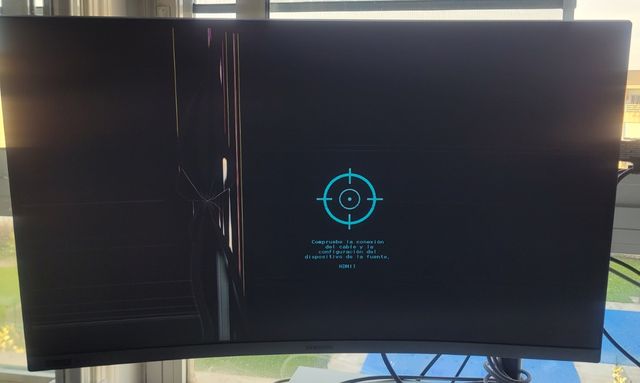 Pantalla Samsung C27RG50FQR 27" curva 240Hz ROTA.