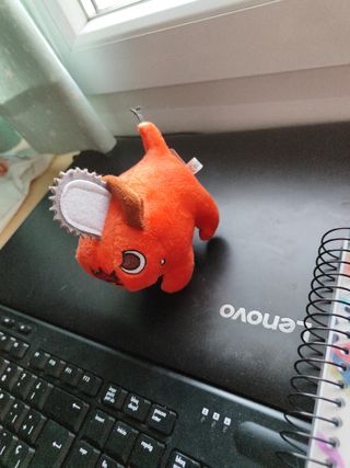 Peluche Llavero Pochita Chainsaw Man