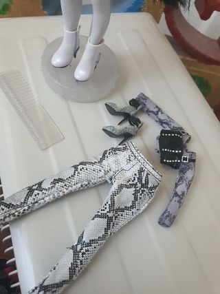 Shadow High Heather Grayson Muñeca