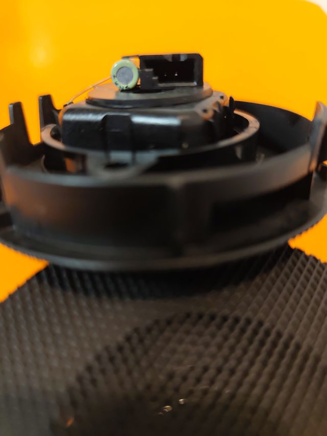 Altavoces Twiter Negros