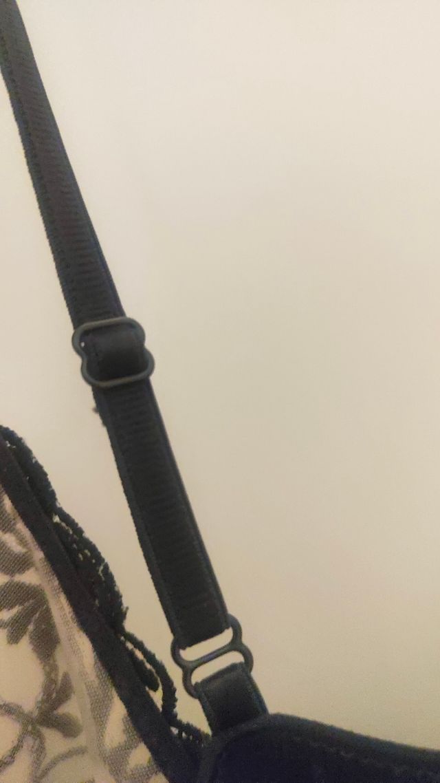 Camicetta da notte in raso nera con pizzo