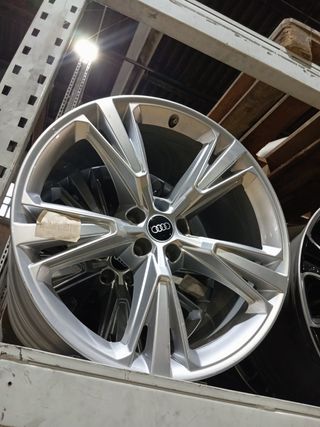 Llantas Audi Q8 21 pulgadas ( nuevas )