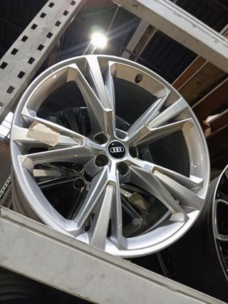 Llantas Audi Q8 21 pulgadas ( nuevas )