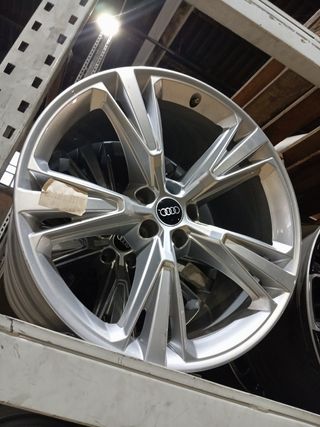 Llantas Audi Q8 21 pulgadas ( nuevas )