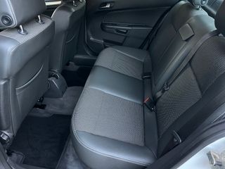 134€/Mes Opel Astra 1.7CDTi 110cv 154.000KM 2011